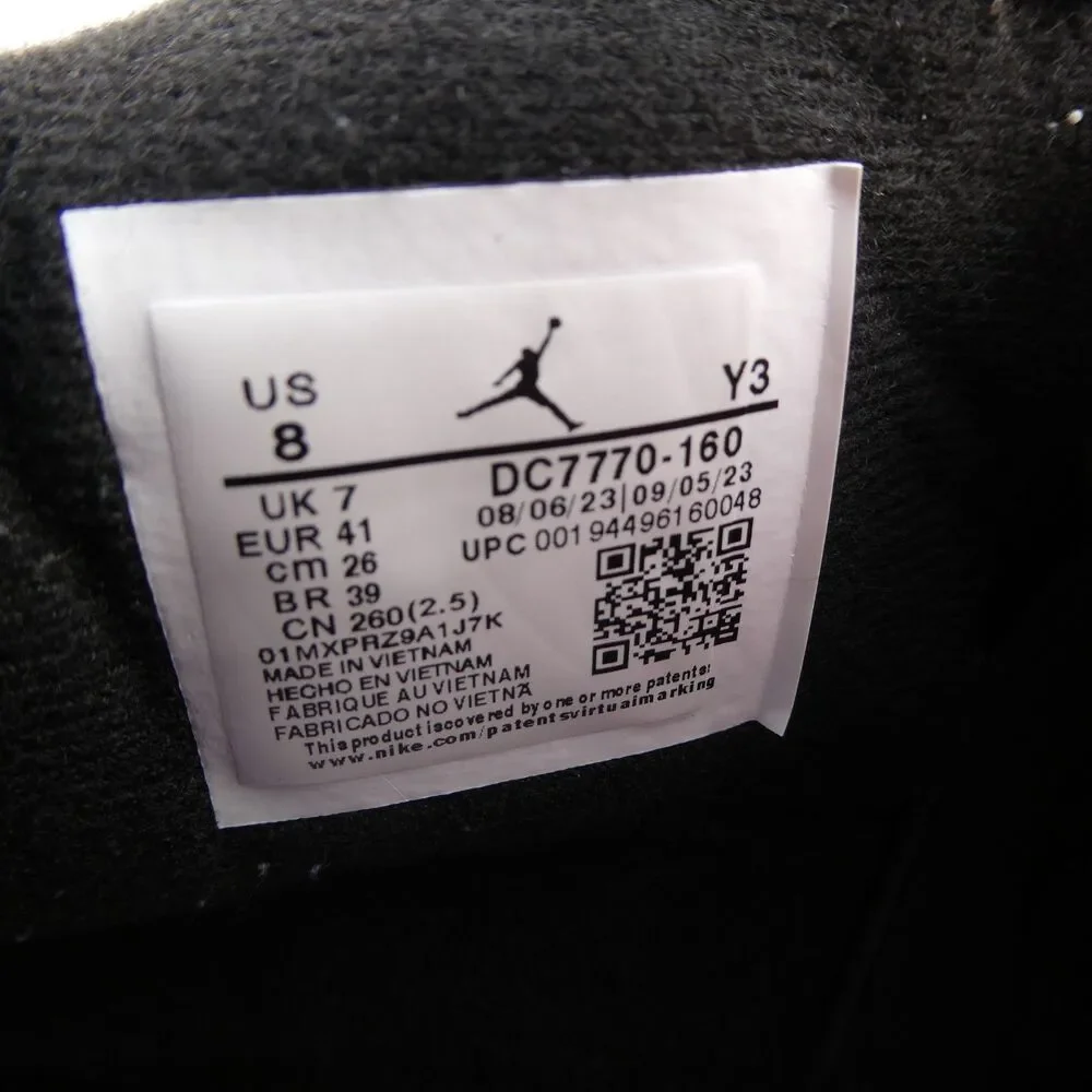 Nike Air Jordan 4 Retro Men's 8 Rare Black Suede Red Thunder Sneakers DC7770-160